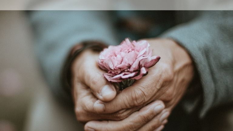 5 Practical Ways to Help a Loved One Through Loss