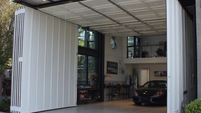 11 Trendy Garage Designs for the Modern Home
